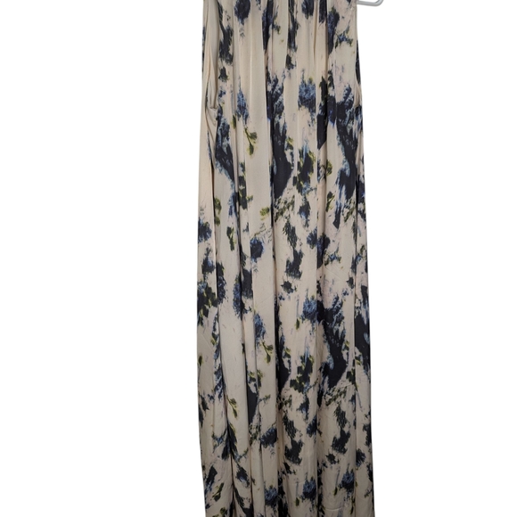 A Lady 100% Silk Maxi Sleeveless Dress - Picture 11 of 15